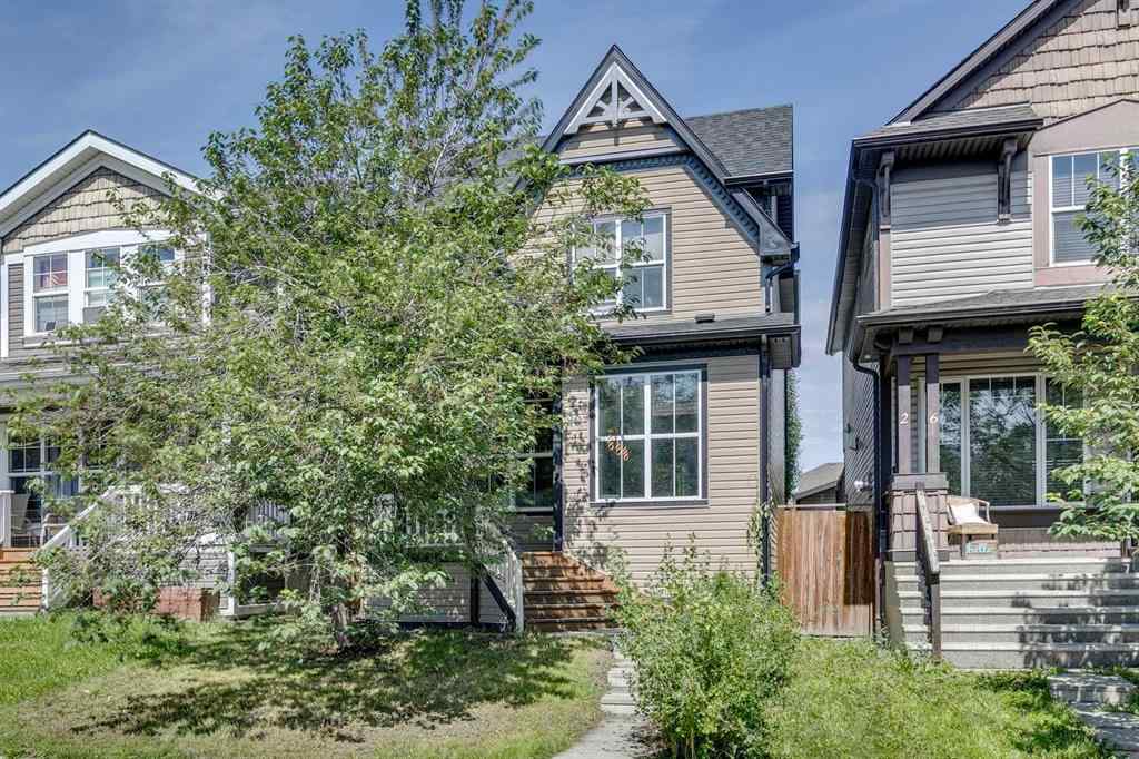 MLS® A2245552 - 30 Auburn Bay View SE in Auburn Bay Calgary, Residential