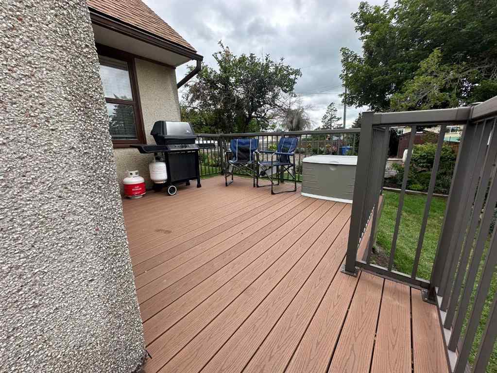 MLS® A2245569 - 5402 57 Street  in NONE Taber, Residential