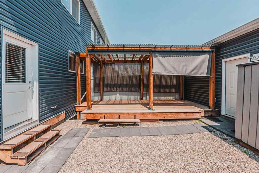 MLS® A2245570 - 136 Chelsea Drive  in Chelsea_CH Chestermere, Residential