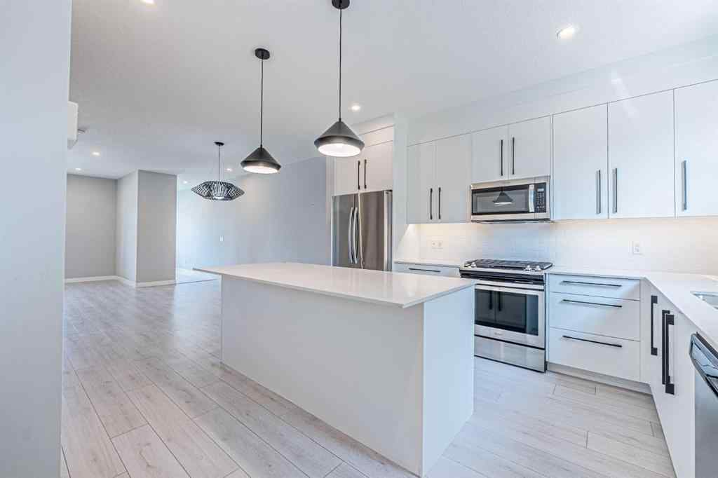 MLS® A2245570 - 136 Chelsea Drive  in Chelsea_CH Chestermere, Residential