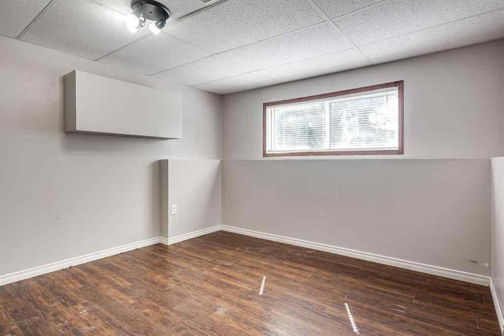 MLS® A2245580 - Unit #A 5915 52 Avenue  in Riverside Meadows Red Deer, Residential