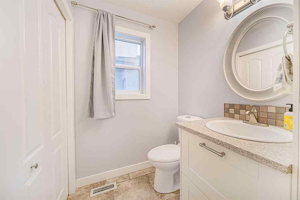 MLS® A2245588 - 104 Hawktree Green NW in Hawkwood Calgary, Residential