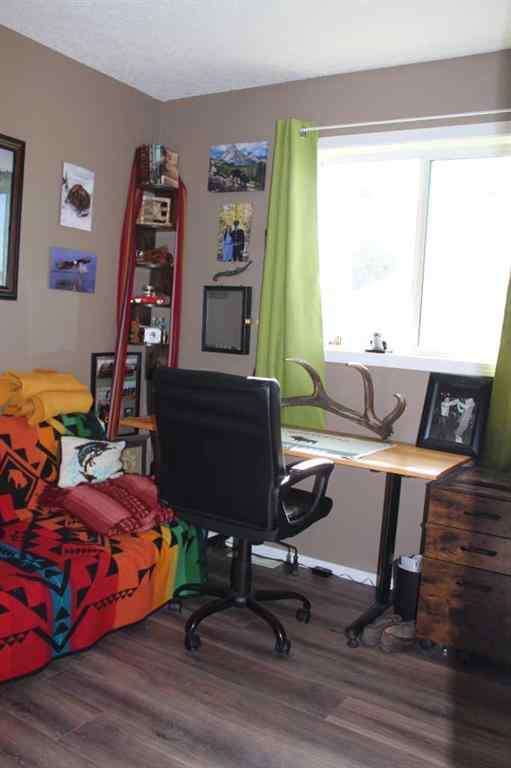 MLS® A2245590 - 601 2nd Street NW in NONE Manning, Residential