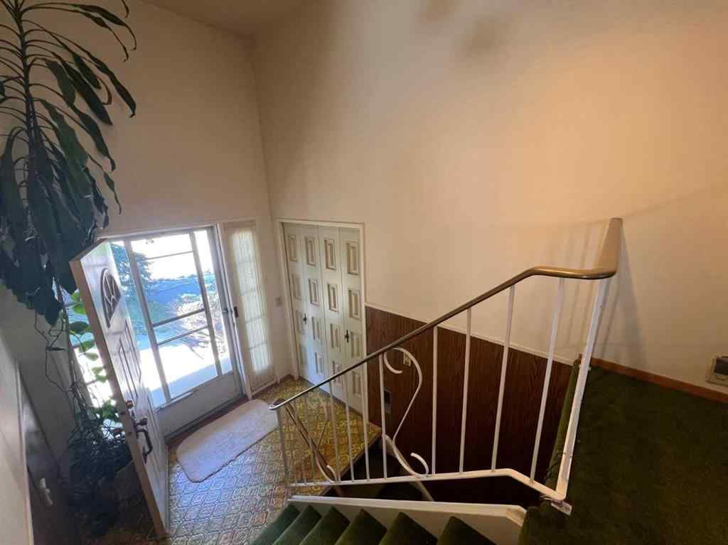 MLS® A2245593 - 5516 Dalhart Hill NW in Dalhousie Calgary, Residential