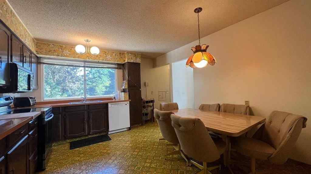 MLS® A2245593 - 5516 Dalhart Hill NW in Dalhousie Calgary, Residential