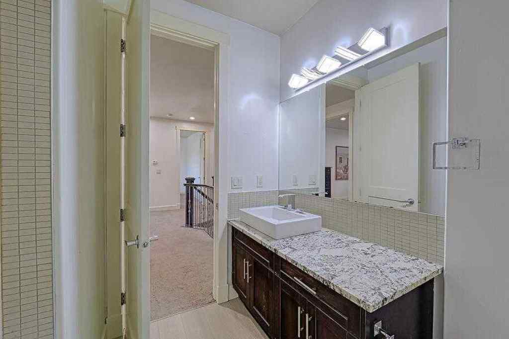 MLS® A2245598 - 16 Rockcliff Point NW in Rocky Ridge Calgary, Residential