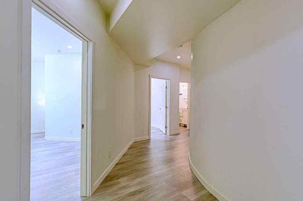 MLS® A2245598 - 16 Rockcliff Point NW in Rocky Ridge Calgary, Residential