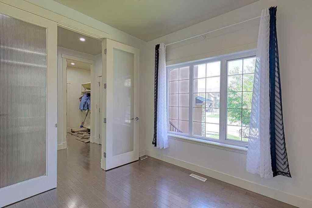 MLS® A2245598 - 16 Rockcliff Point NW in Rocky Ridge Calgary, Residential