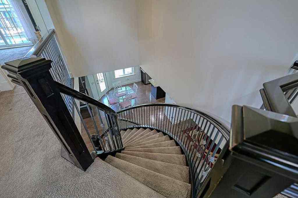 MLS® A2245598 - 16 Rockcliff Point NW in Rocky Ridge Calgary, Residential