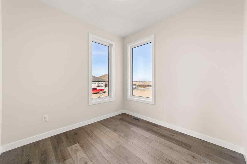 MLS® A2245599 - 90 Vincent Crescent  in NONE Olds, Residential
