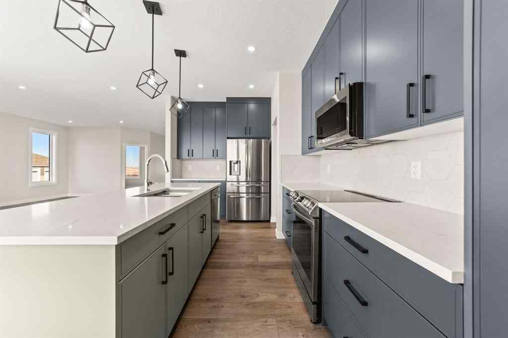 MLS® A2245599 - 90 Vincent Crescent  in NONE Olds, Residential