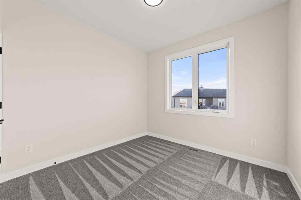 MLS® A2245599 - 90 Vincent Crescent  in NONE Olds, Residential