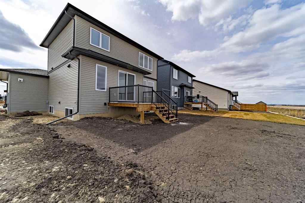 MLS® A2245602 - 71 Vincent Crescent  in NONE Olds, Residential