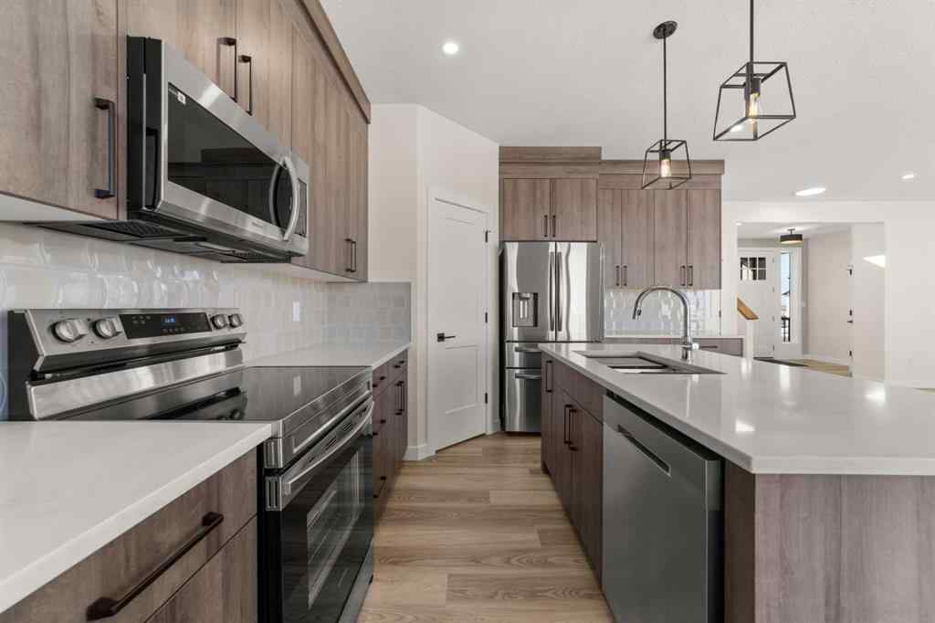 MLS® A2245602 - 71 Vincent Crescent  in NONE Olds, Residential