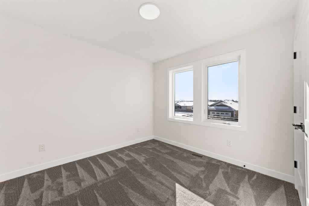MLS® A2245602 - 71 Vincent Crescent  in NONE Olds, Residential