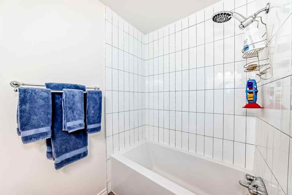 MLS® A2245605 - 8627 34 Avenue NW in Bowness Calgary, Residential