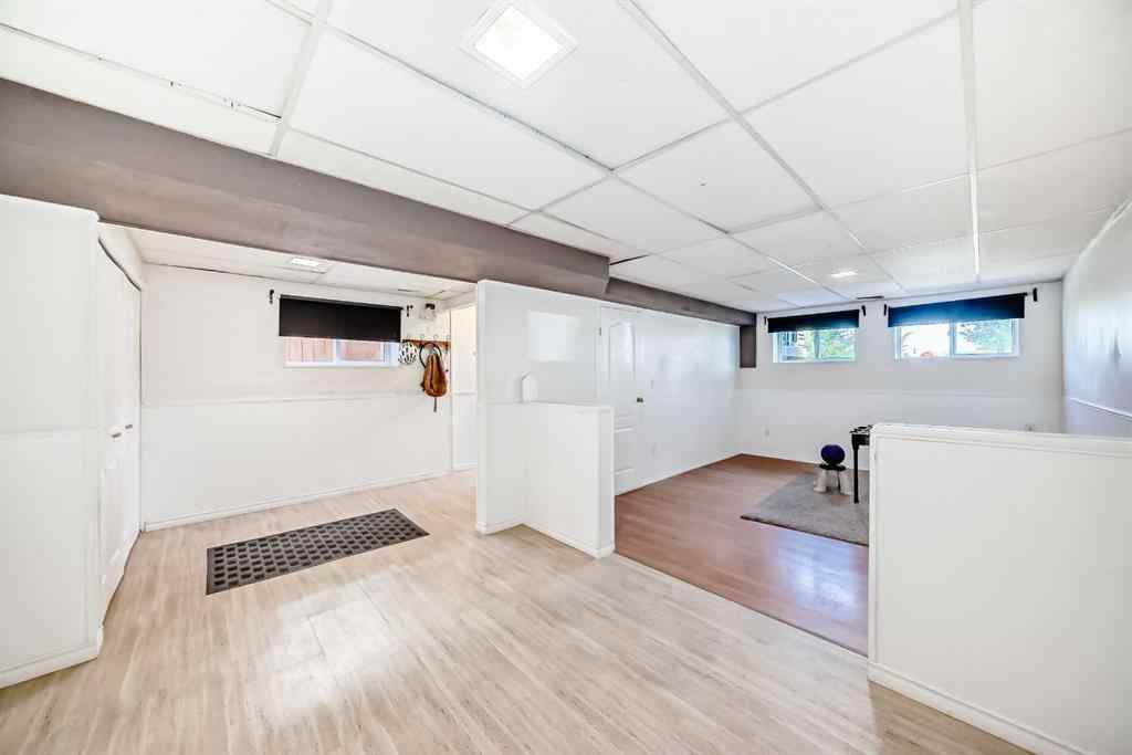 MLS® A2245605 - 8627 34 Avenue NW in Bowness Calgary, Residential