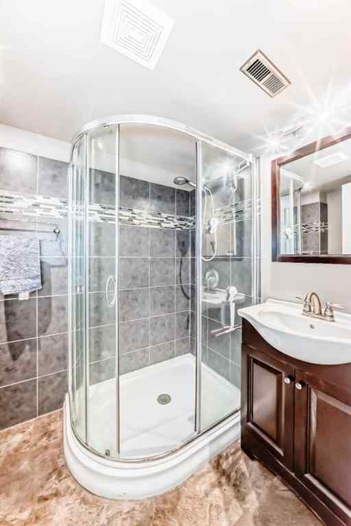 MLS® A2245605 - 8627 34 Avenue NW in Bowness Calgary, Residential