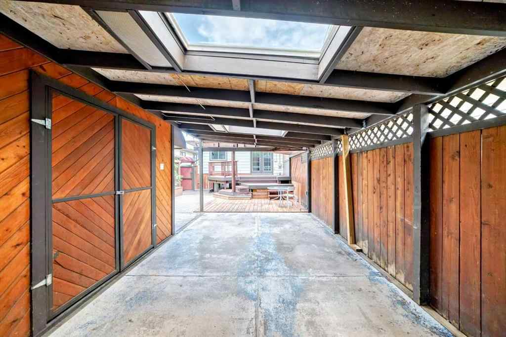 MLS® A2245605 - 8627 34 Avenue NW in Bowness Calgary, Residential