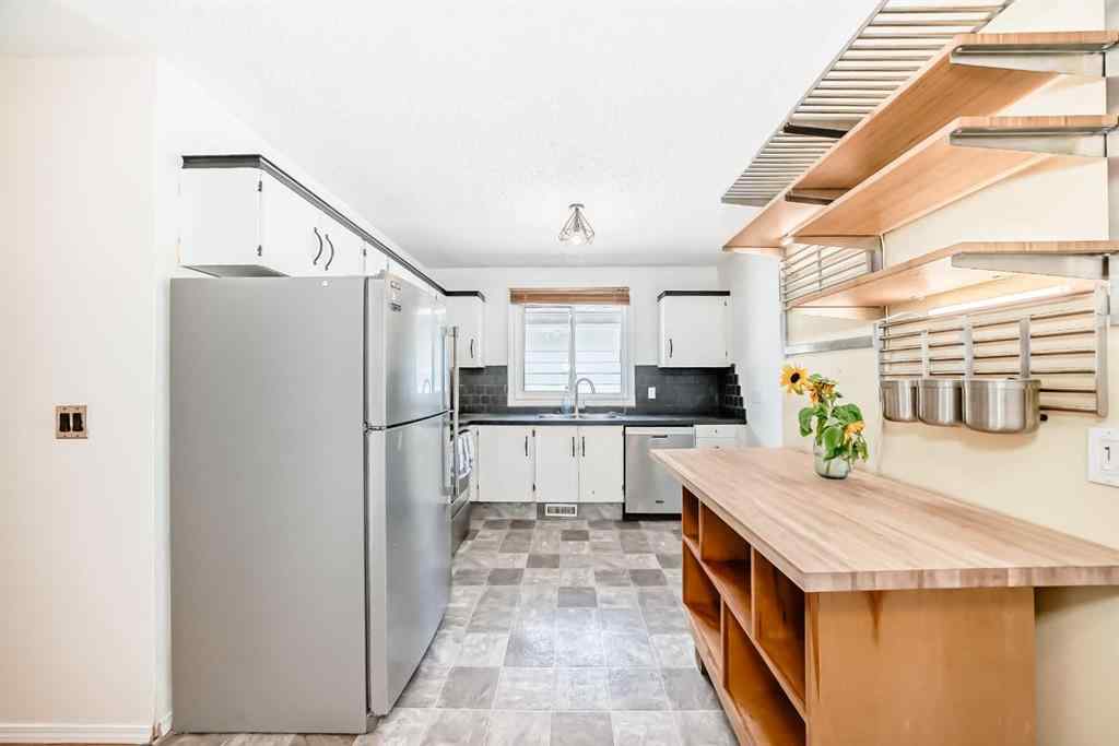 MLS® A2245605 - 8627 34 Avenue NW in Bowness Calgary, Residential