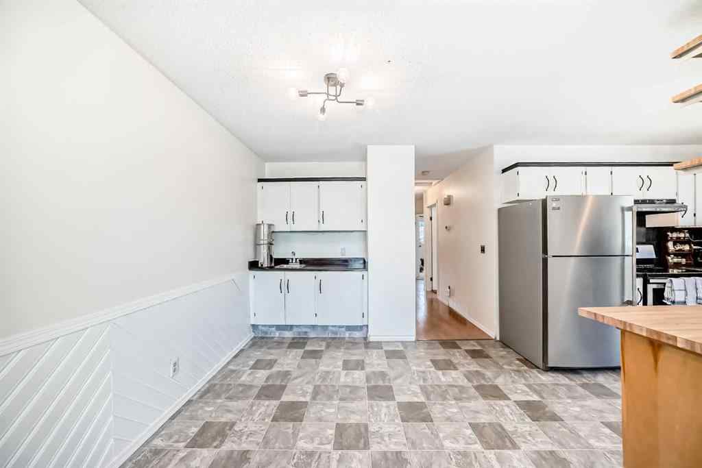 MLS® A2245605 - 8627 34 Avenue NW in Bowness Calgary, Residential