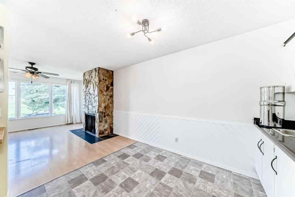 MLS® A2245605 - 8627 34 Avenue NW in Bowness Calgary, Residential