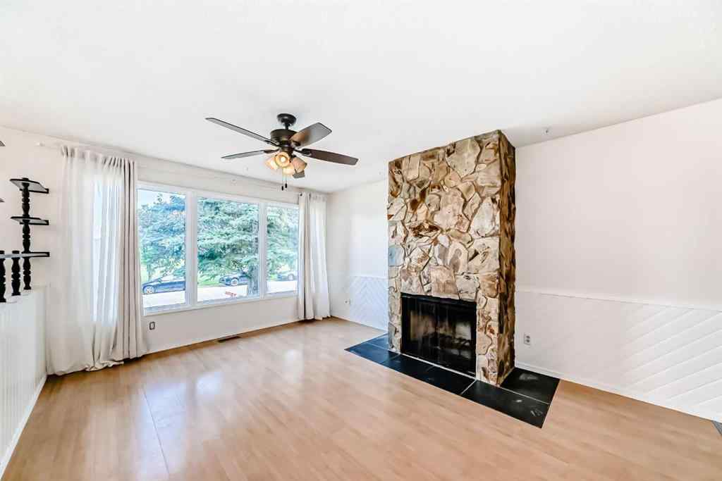 MLS® A2245605 - 8627 34 Avenue NW in Bowness Calgary, Residential