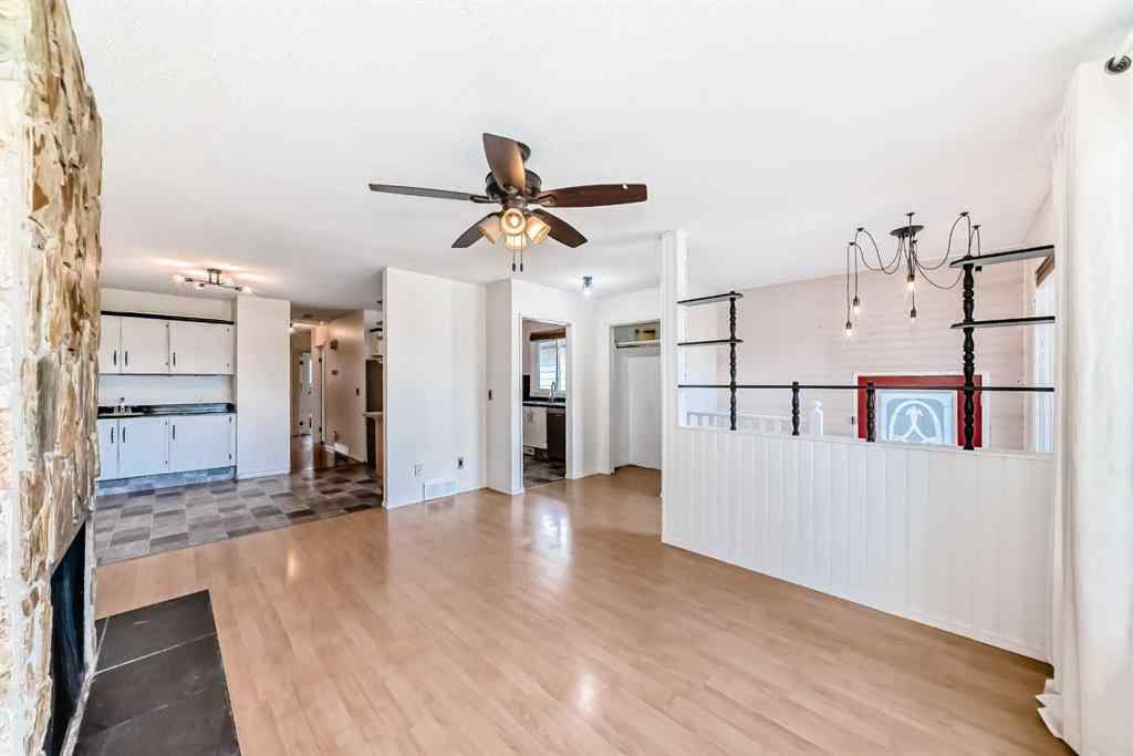 MLS® A2245605 - 8627 34 Avenue NW in Bowness Calgary, Residential