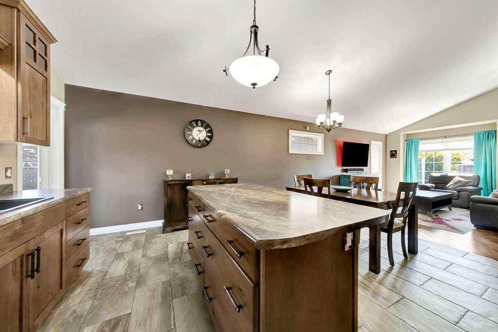 MLS® A2245616 - 5510 16 Street  in College Park Lloydminster, Residential