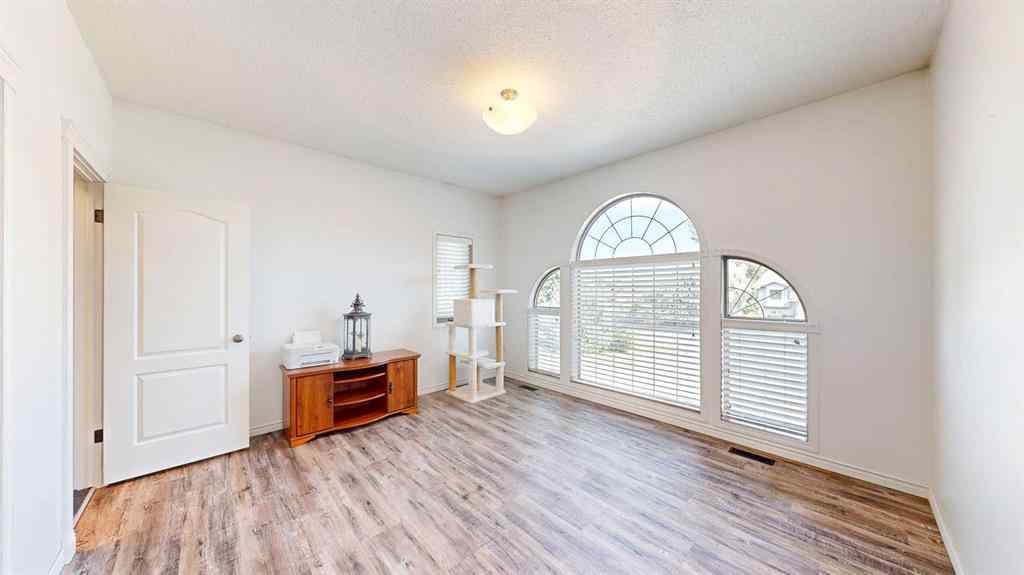 MLS® A2245623 - 368 East 7 Avenue  in NONE Dunmore, Residential