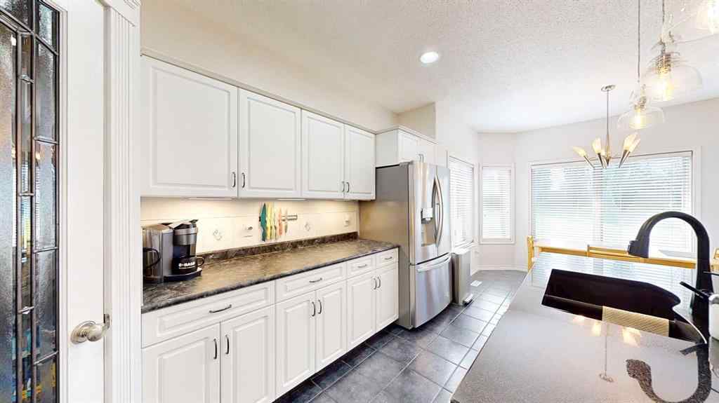 MLS® A2245623 - 368 East 7 Avenue  in NONE Dunmore, Residential
