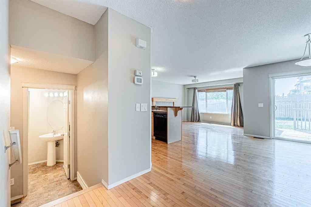 MLS® A2245624 - 280 Panora Close NW in Panorama Hills Calgary, Residential