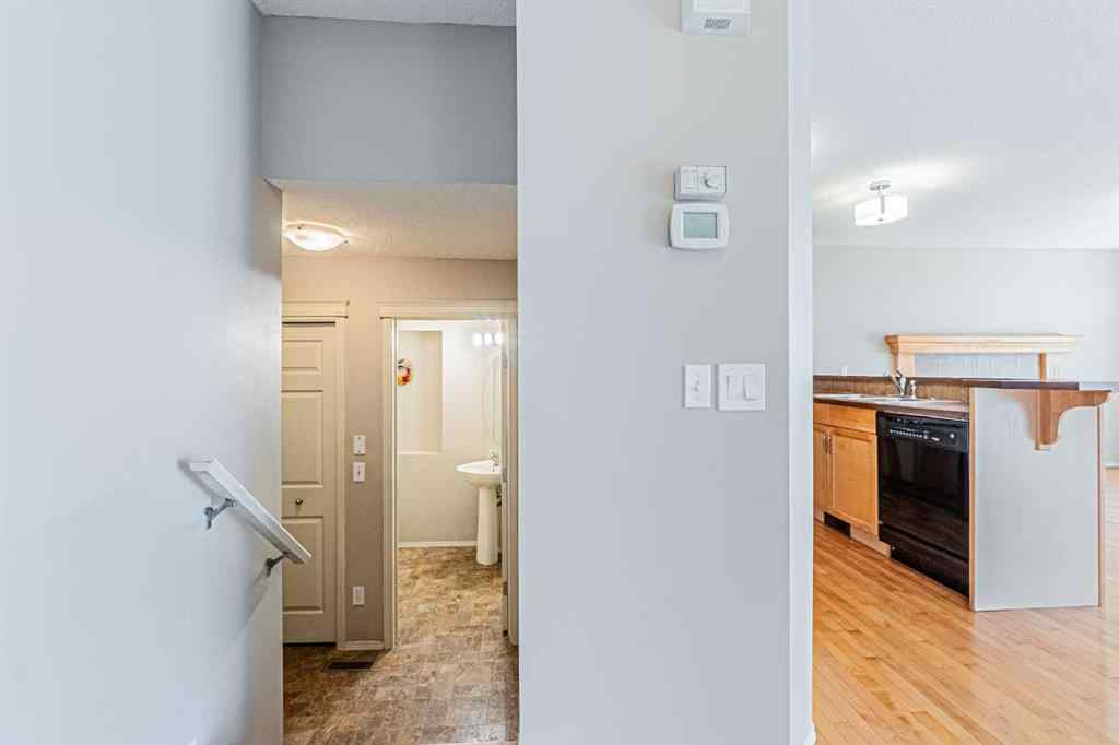 MLS® A2245624 - 280 Panora Close NW in Panorama Hills Calgary, Residential