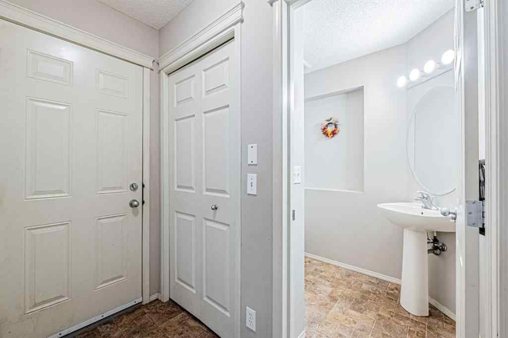 MLS® A2245624 - 280 Panora Close NW in Panorama Hills Calgary, Residential