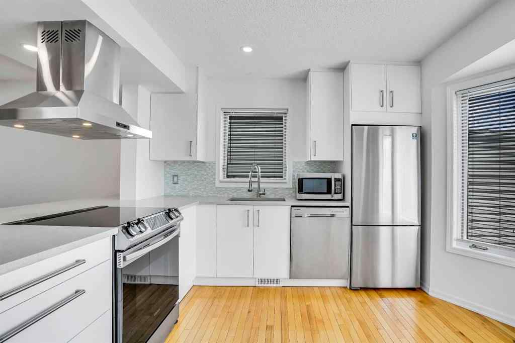 MLS® A2245640 - 209 Patina Park SW in Patterson Calgary, Residential