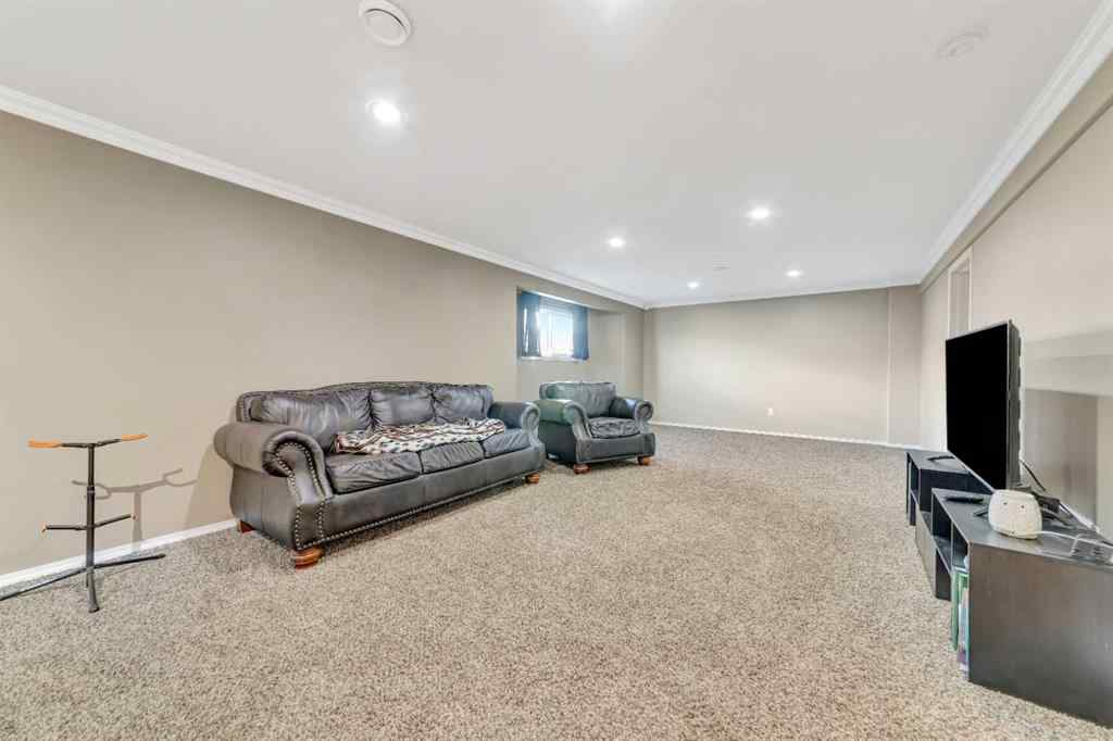 MLS® A2245641 - 2311 46 Avenue  in Wallacefield Lloydminster, Residential