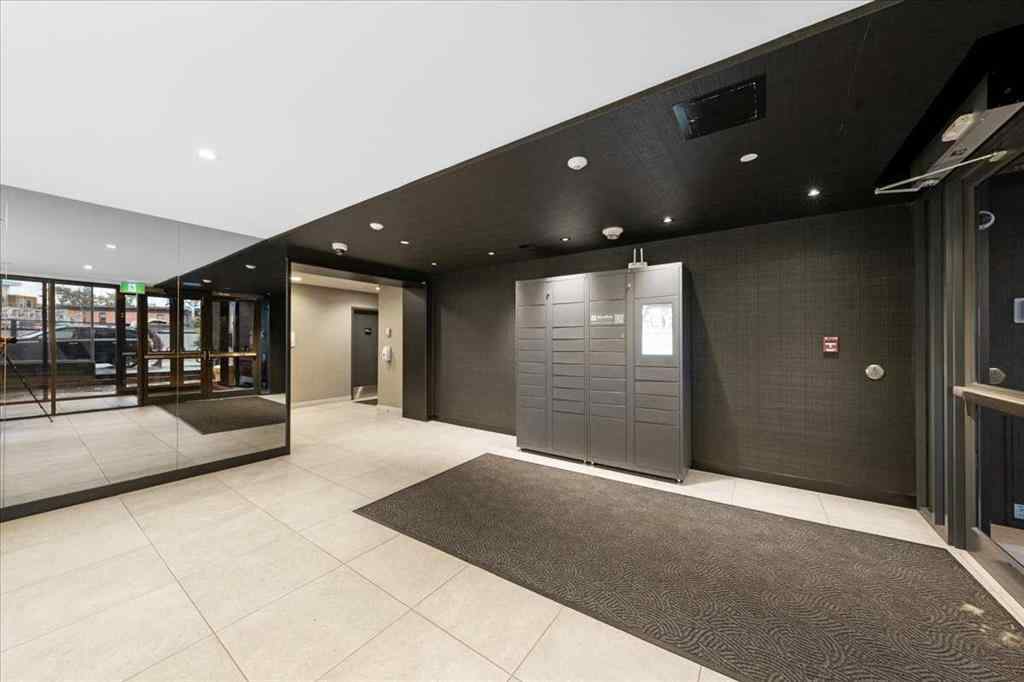 MLS® A2245653 - Unit #310 327 9A Street NW in Sunnyside Calgary, Residential