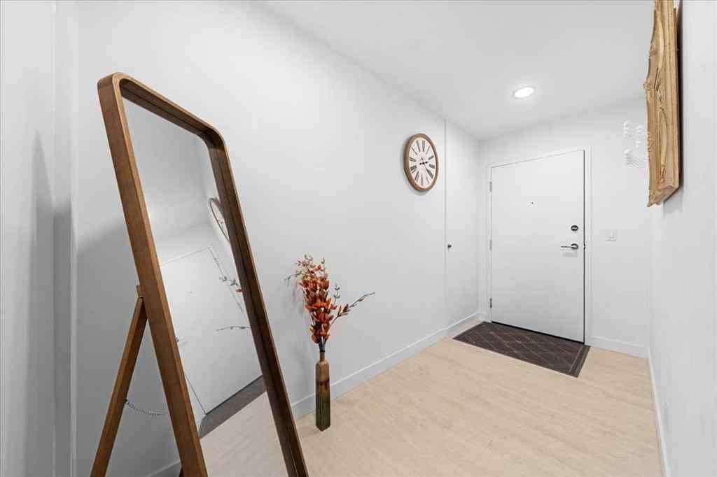 MLS® A2245653 - Unit #310 327 9A Street NW in Sunnyside Calgary, Residential