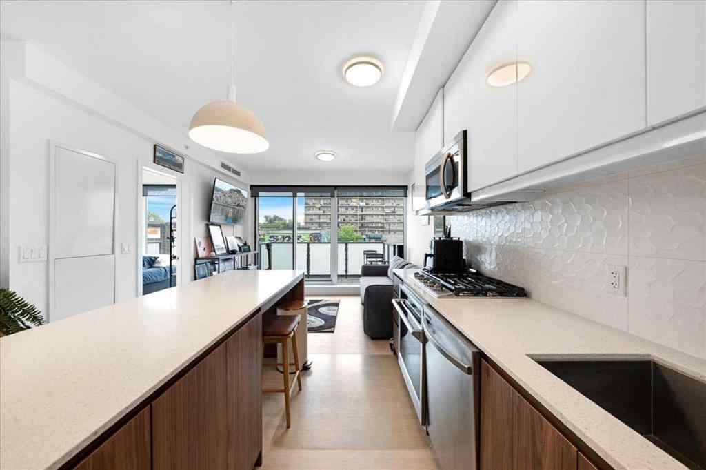 MLS® A2245653 - Unit #310 327 9A Street NW in Sunnyside Calgary, Residential