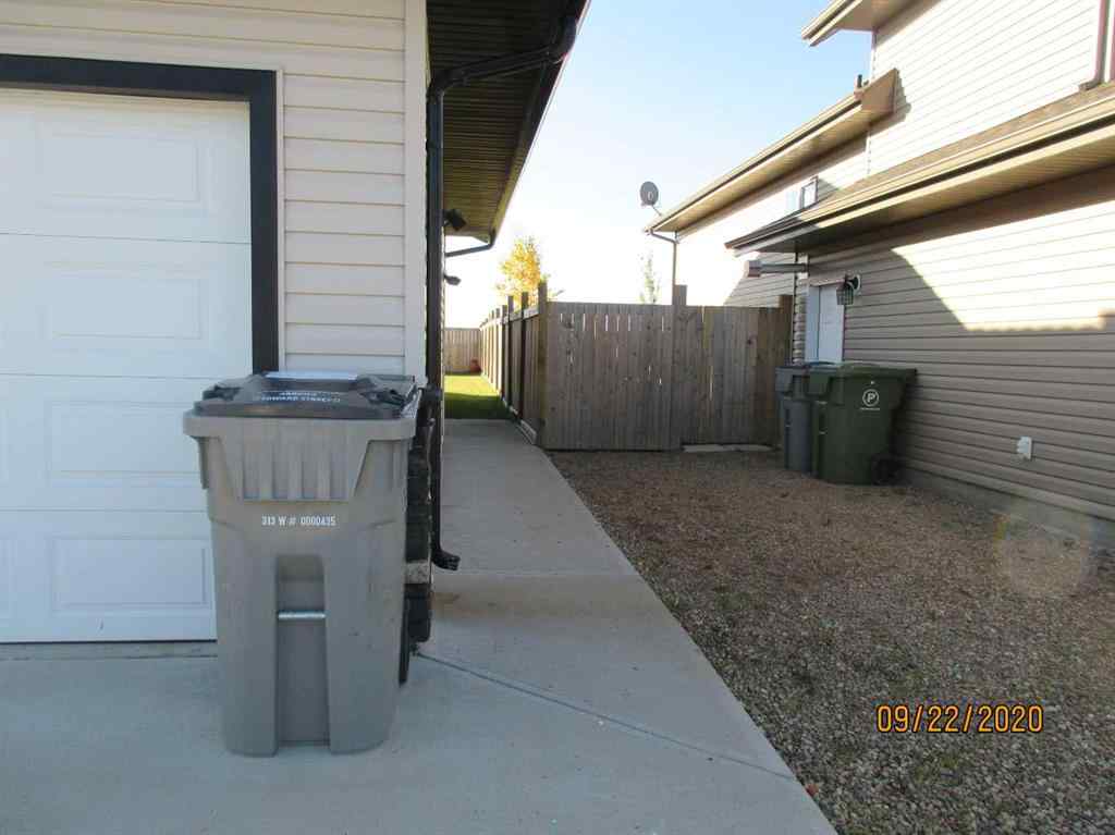 MLS® A2245655 - Unit #B 7411 29 Street  in West Lloydminster Lloydminster, Rental