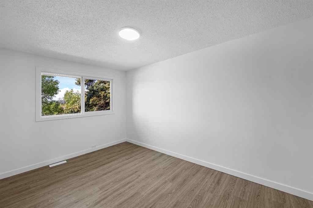 MLS® A2245657 - 5206 Dalhousie Drive NW in Dalhousie Calgary, Residential