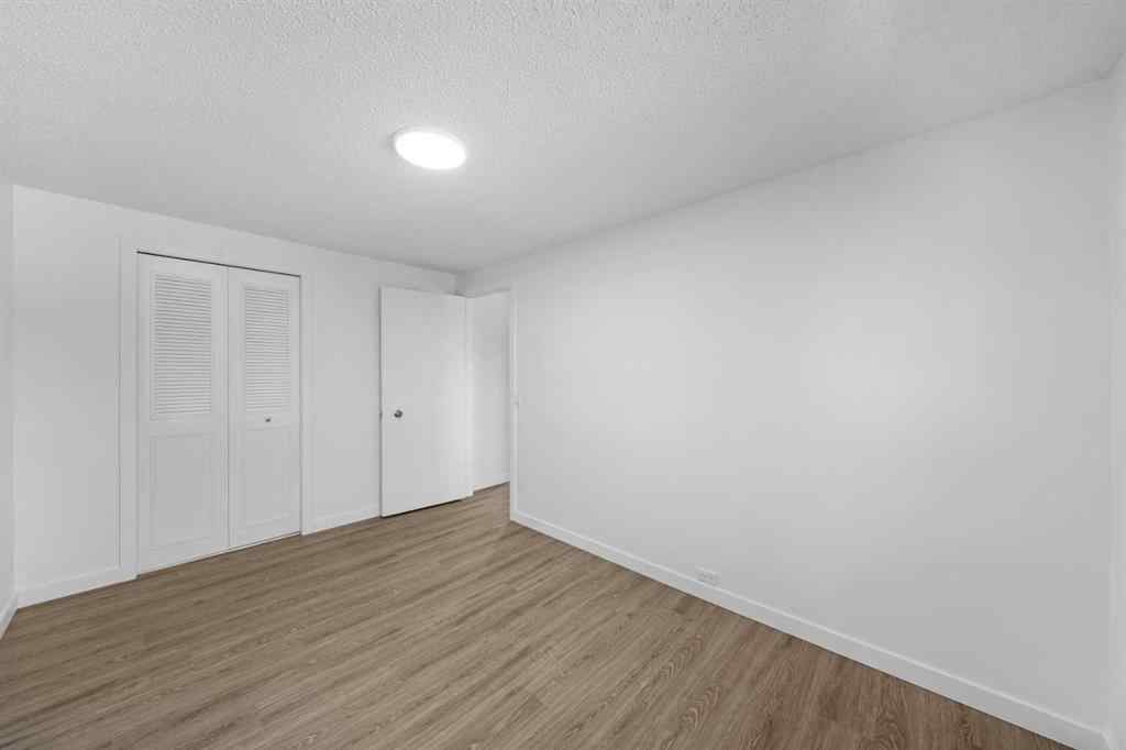 MLS® A2245657 - 5206 Dalhousie Drive NW in Dalhousie Calgary, Residential