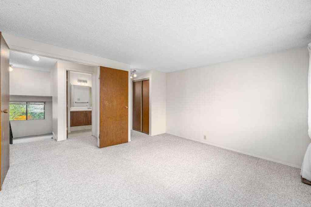 MLS® A2245658 - Unit #34 10 Point Drive NW in Point McKay Calgary, Residential