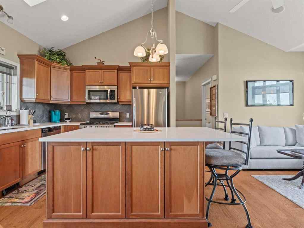 MLS® A2245660 - 18 Sunset Ridge Drive  in NONE Rural Foothills County, Residential
