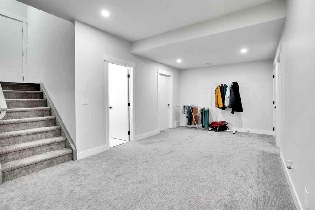 MLS® A2245664 - 36 Waterford Terrace  in Waterford Chestermere, Residential