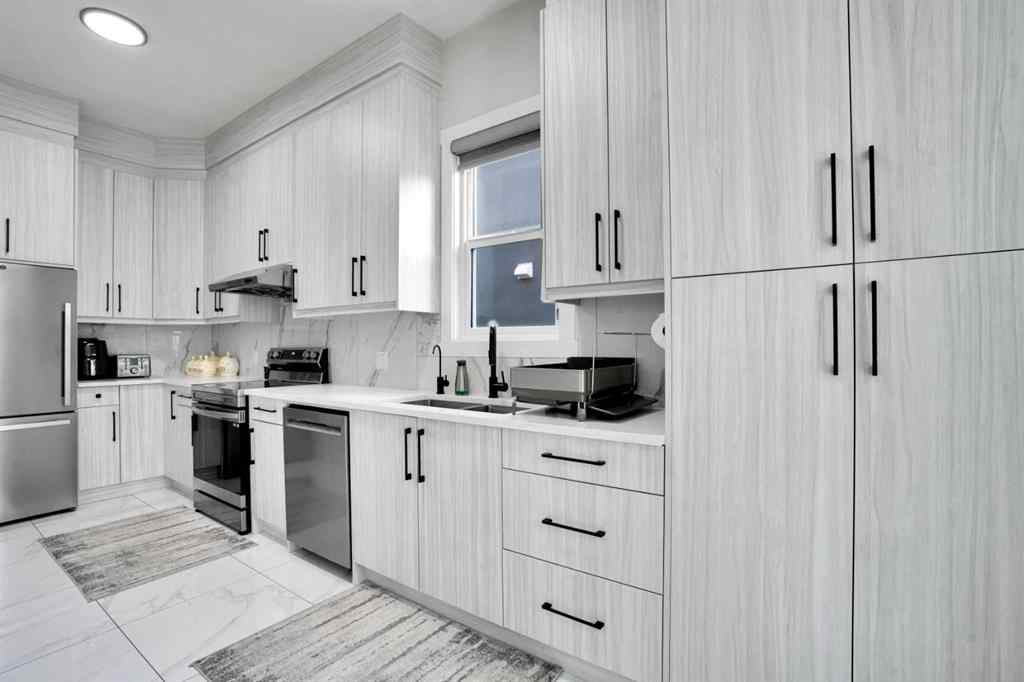 MLS® A2245664 - 36 Waterford Terrace  in Waterford Chestermere, Residential