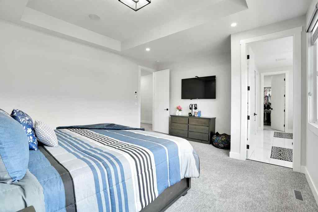 MLS® A2245664 - 36 Waterford Terrace  in Waterford Chestermere, Residential