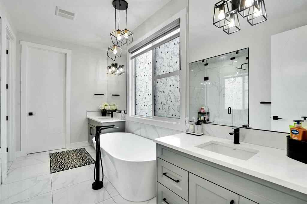 MLS® A2245664 - 36 Waterford Terrace  in Waterford Chestermere, Residential