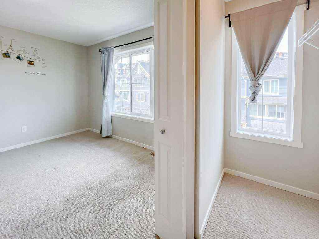 MLS® A2245676 - 28 Kinlea Common NW in Kincora Calgary, Residential