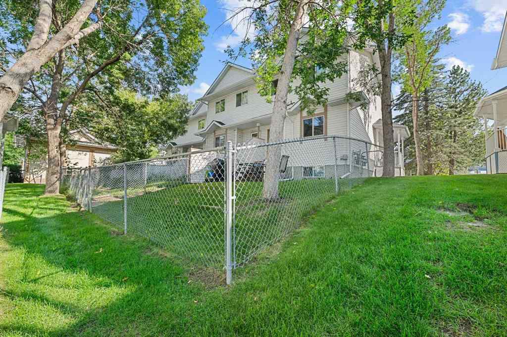 MLS® A2245687 - 127 Martin Crossing Court NE in Martindale Calgary, Residential